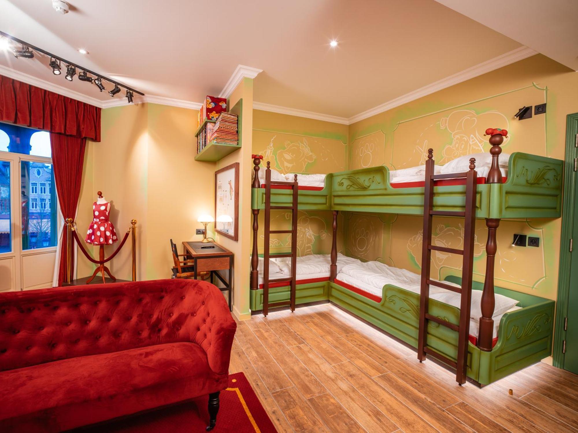 Theater Hotel Де Пане Екстериор снимка